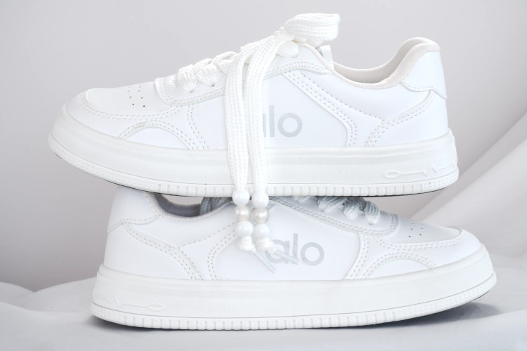 ونس الو زنانه